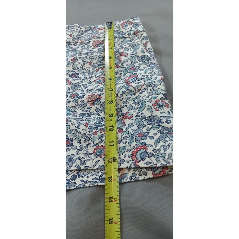 Ann Taylor LOFT womens Shorts The Rivera Butterfly chino Sz8 Preppy classic - Picture 3 of 9